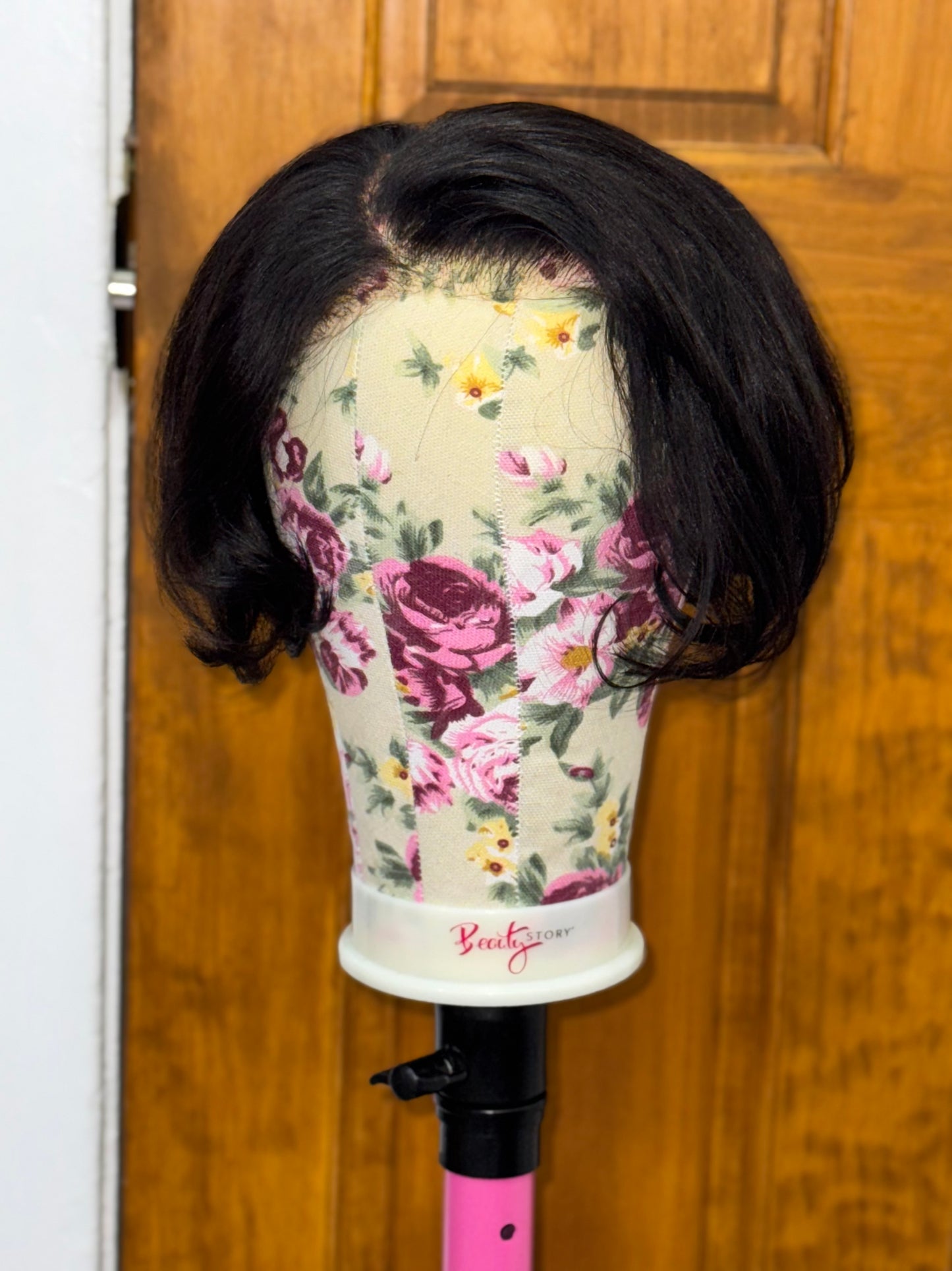 Short Bob lace pre owned